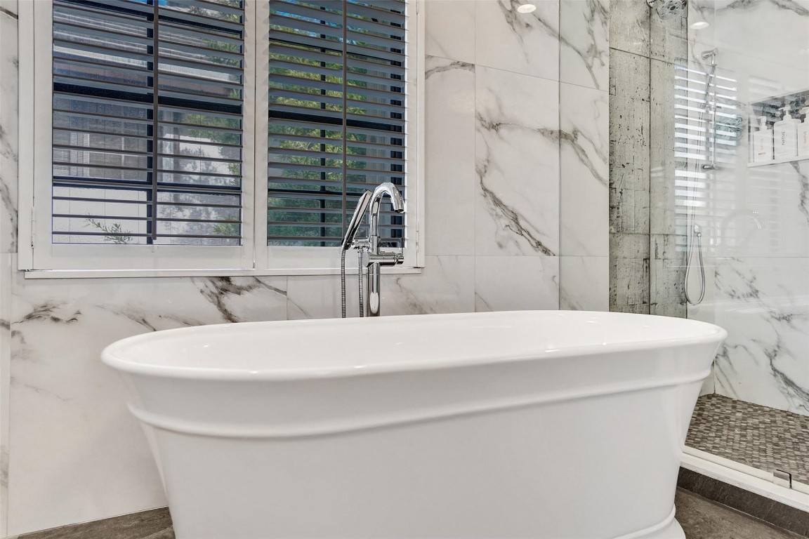 1417 Ponce De Leon Fort Lauderdale, FL 33316