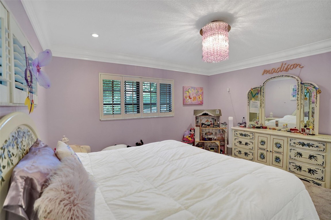 1417 Ponce De Leon Fort Lauderdale, FL 33316