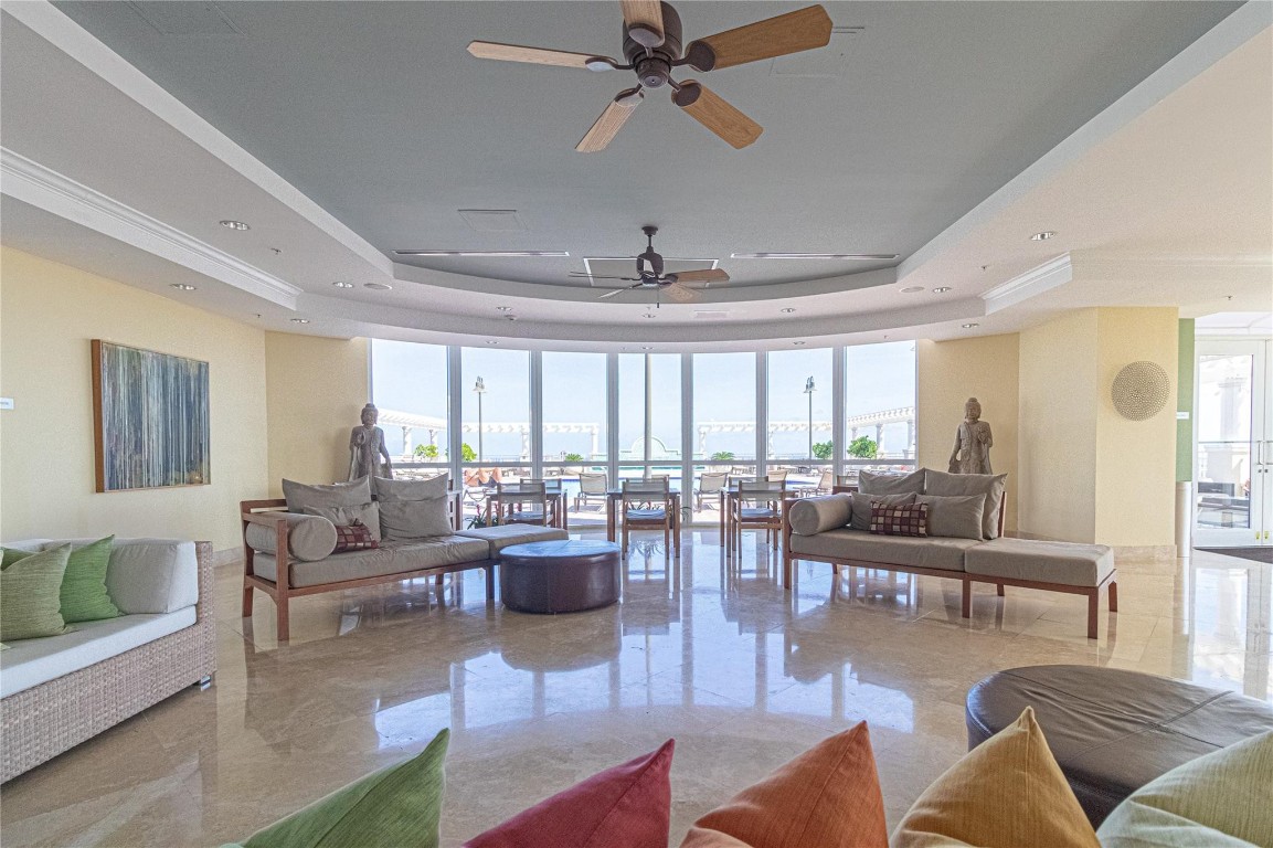 511 SE 5th #707 Fort Lauderdale, FL 33301