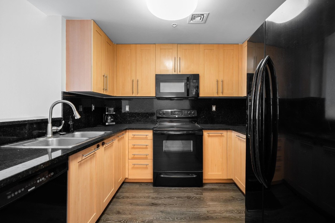 511 SE 5th #707 Fort Lauderdale, FL 33301