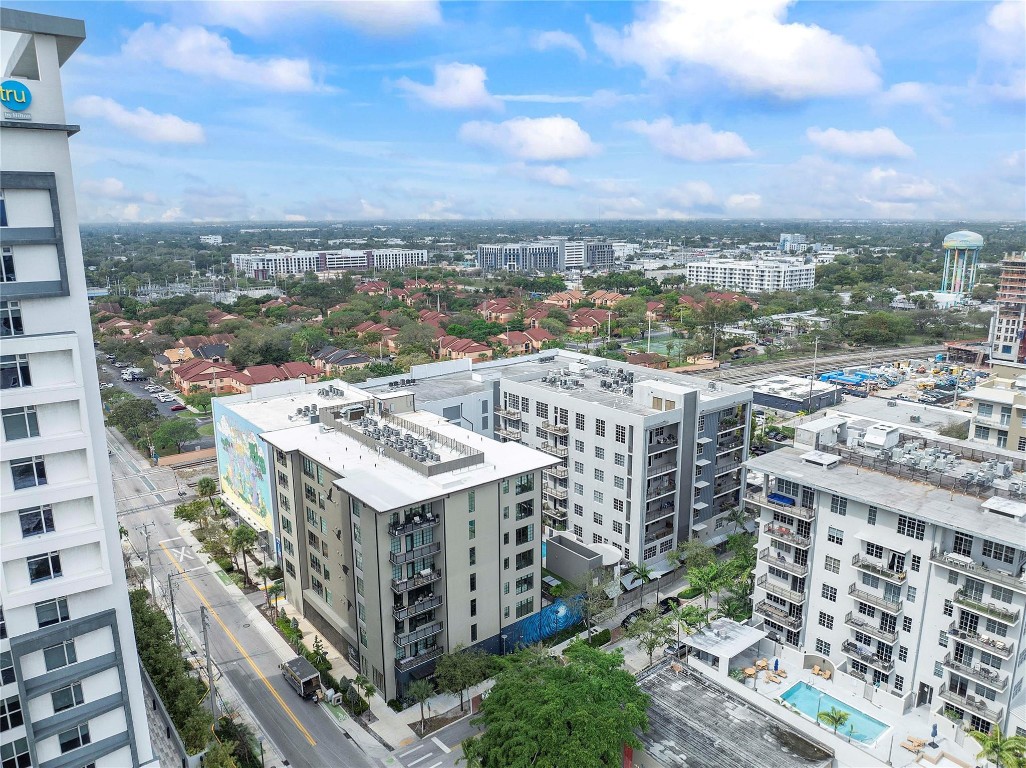 411 NW 1st #703 Fort Lauderdale, FL 33301
