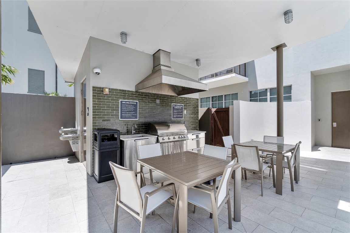 411 NW 1st #703 Fort Lauderdale, FL 33301