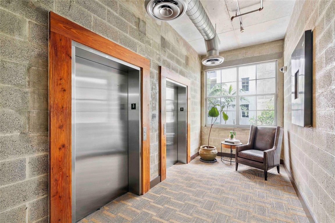 411 NW 1st #703 Fort Lauderdale, FL 33301