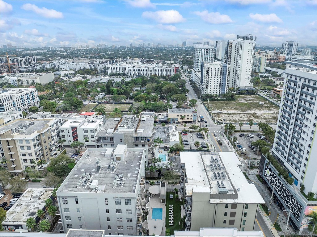 411 NW 1st #703 Fort Lauderdale, FL 33301