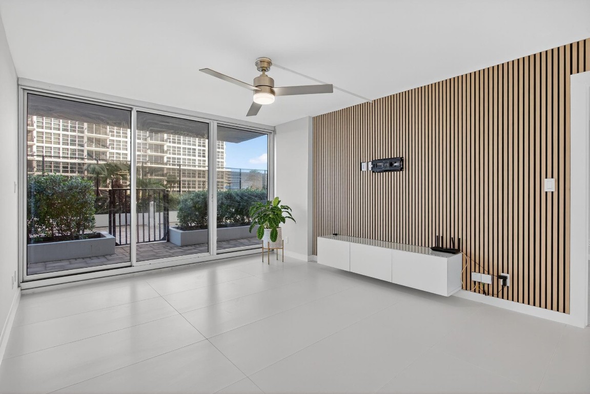 525 N Ocean #422 Pompano Beach, FL 33062