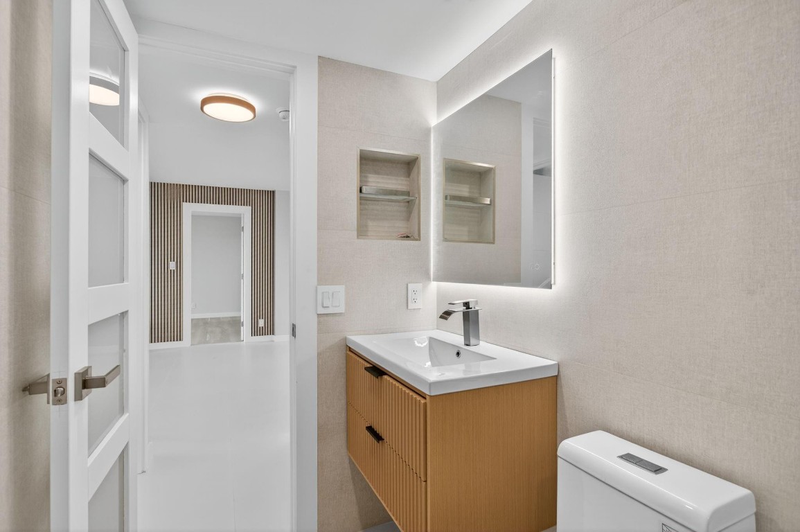 525 N Ocean #422 Pompano Beach, FL 33062