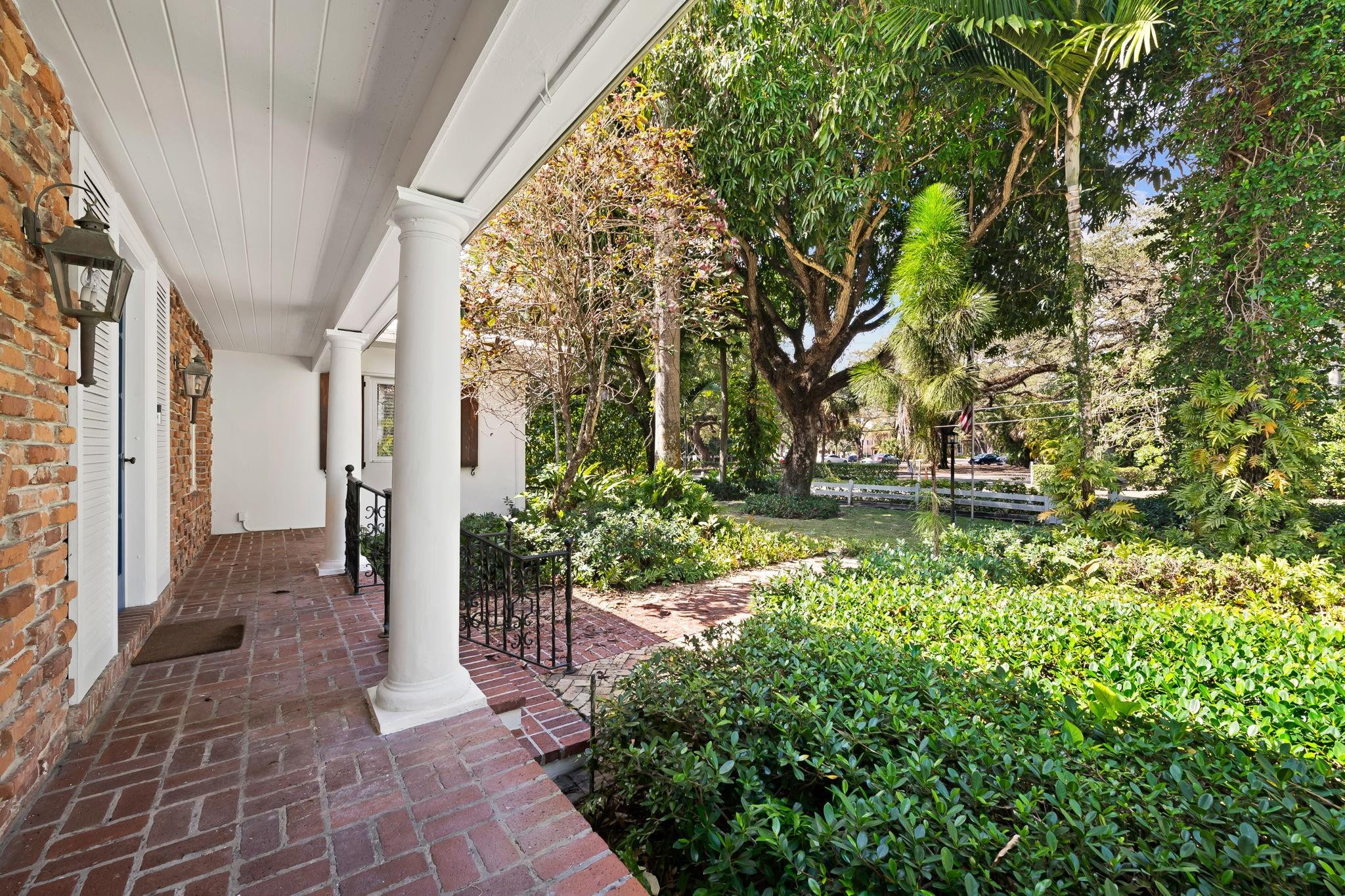 410 SE 16th Fort Lauderdale, FL 33301