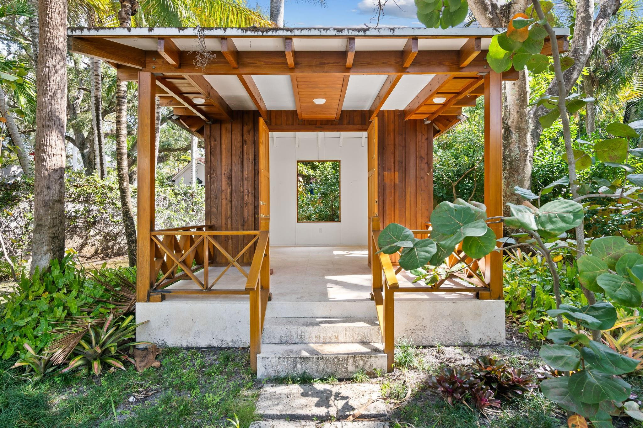 410 SE 16th Fort Lauderdale, FL 33301