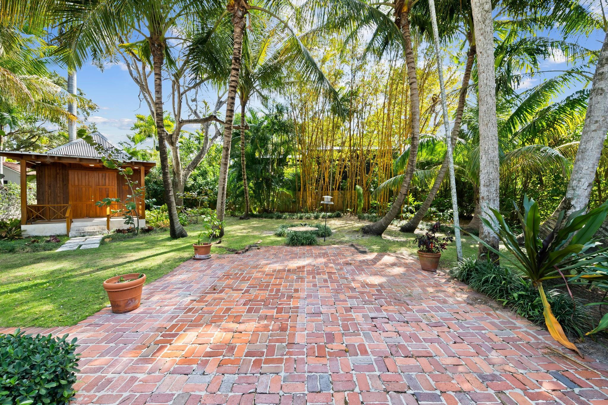 410 SE 16th Fort Lauderdale, FL 33301