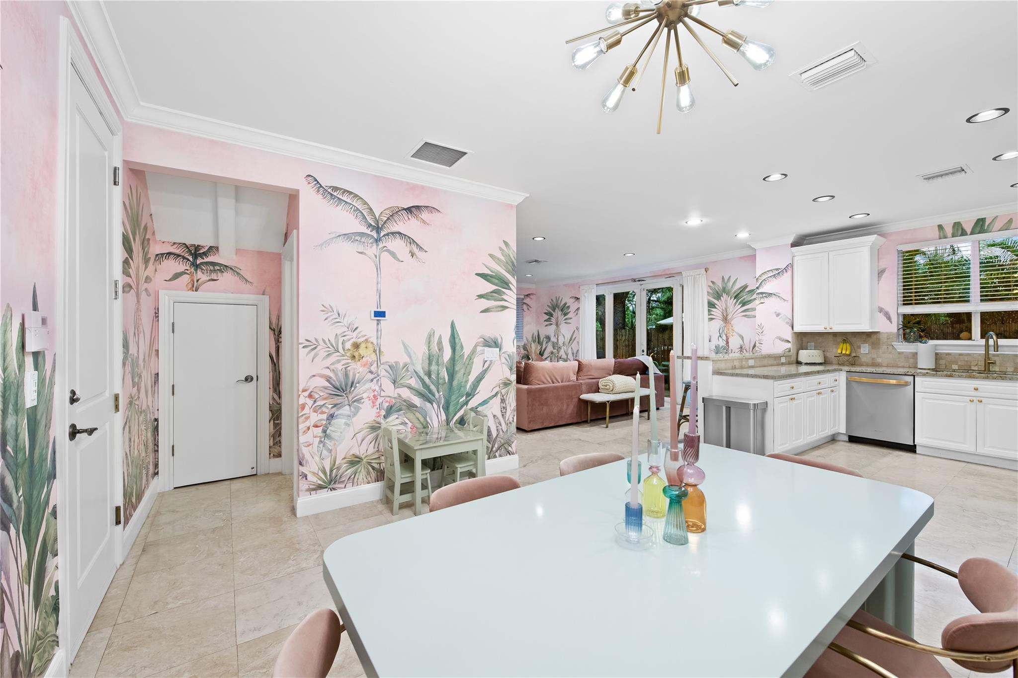 1703 NE 11th #1703 Fort Lauderdale, FL 33304