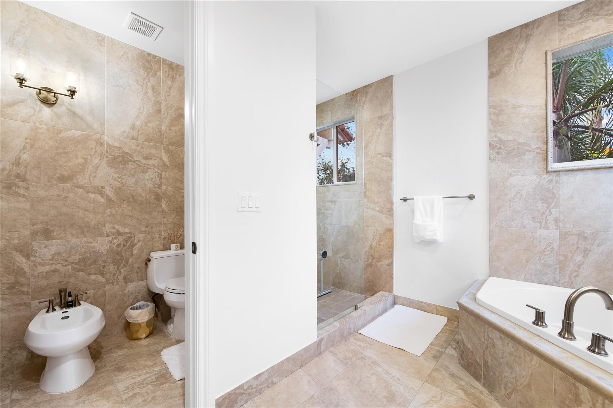 1703 NE 11th #1703 Fort Lauderdale, FL 33304