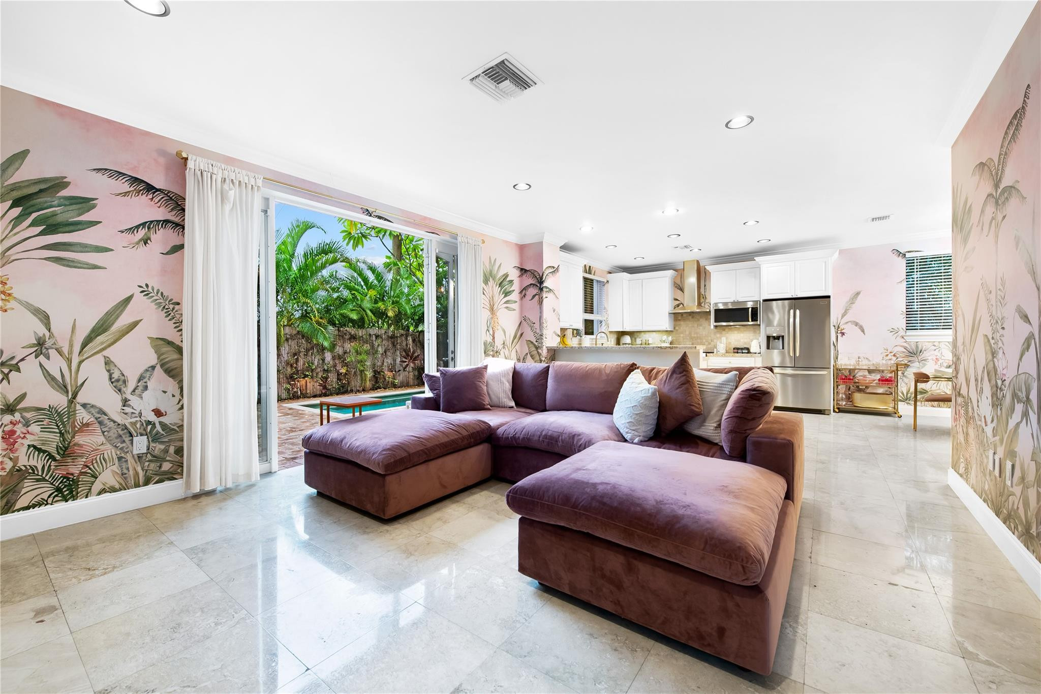 1703 NE 11th #1703 Fort Lauderdale, FL 33304