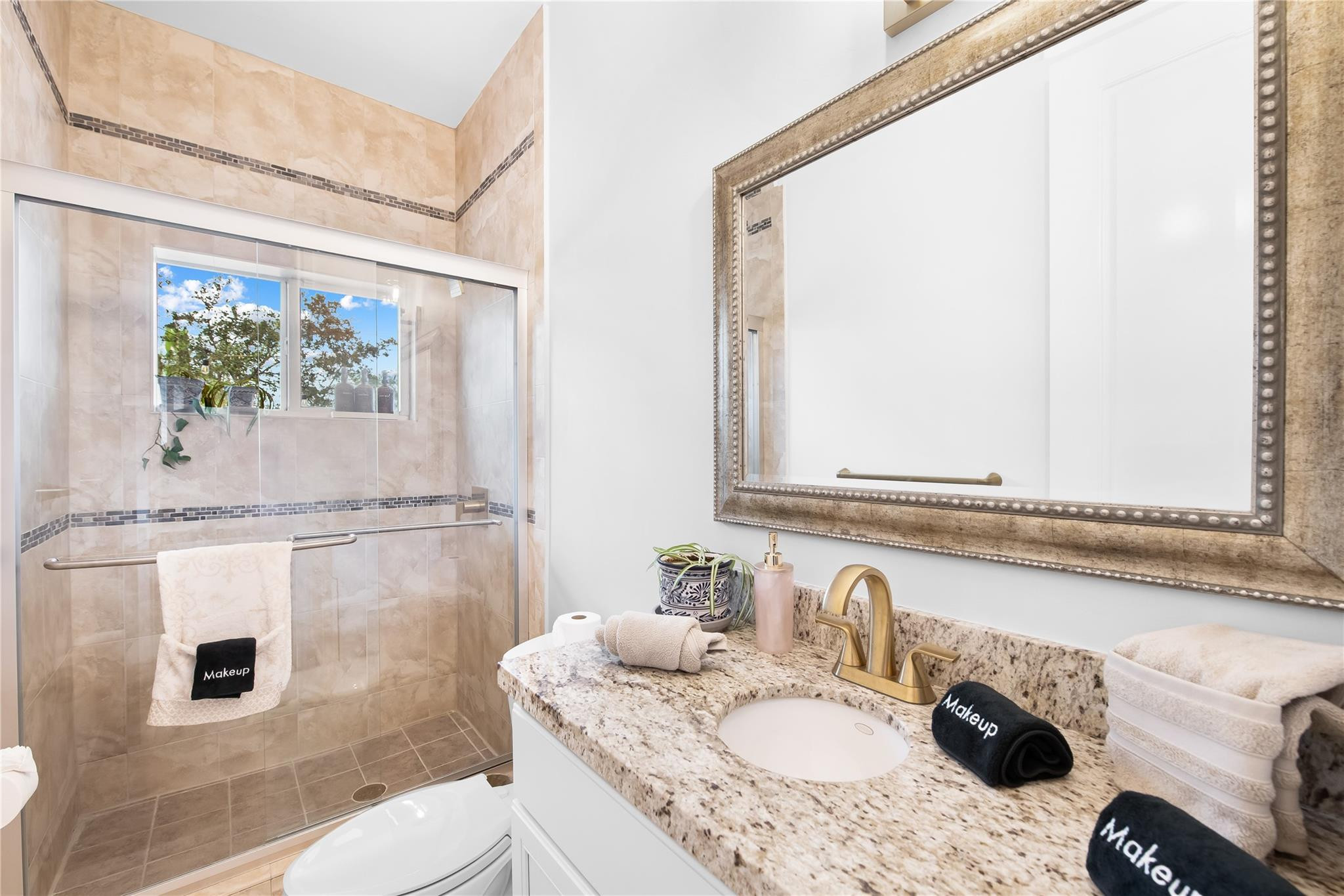 1703 NE 11th #1703 Fort Lauderdale, FL 33304