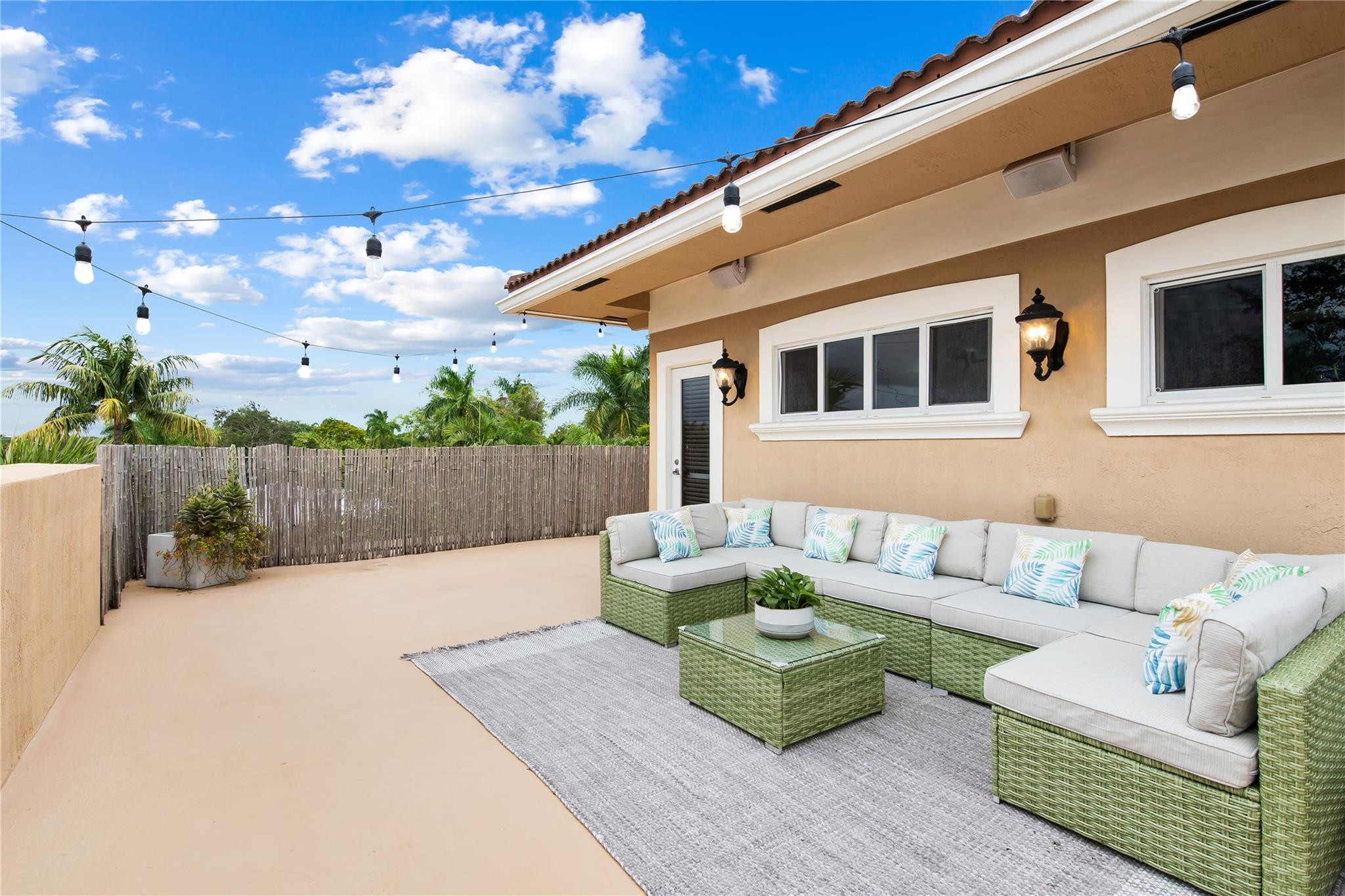 1703 NE 11th #1703 Fort Lauderdale, FL 33304