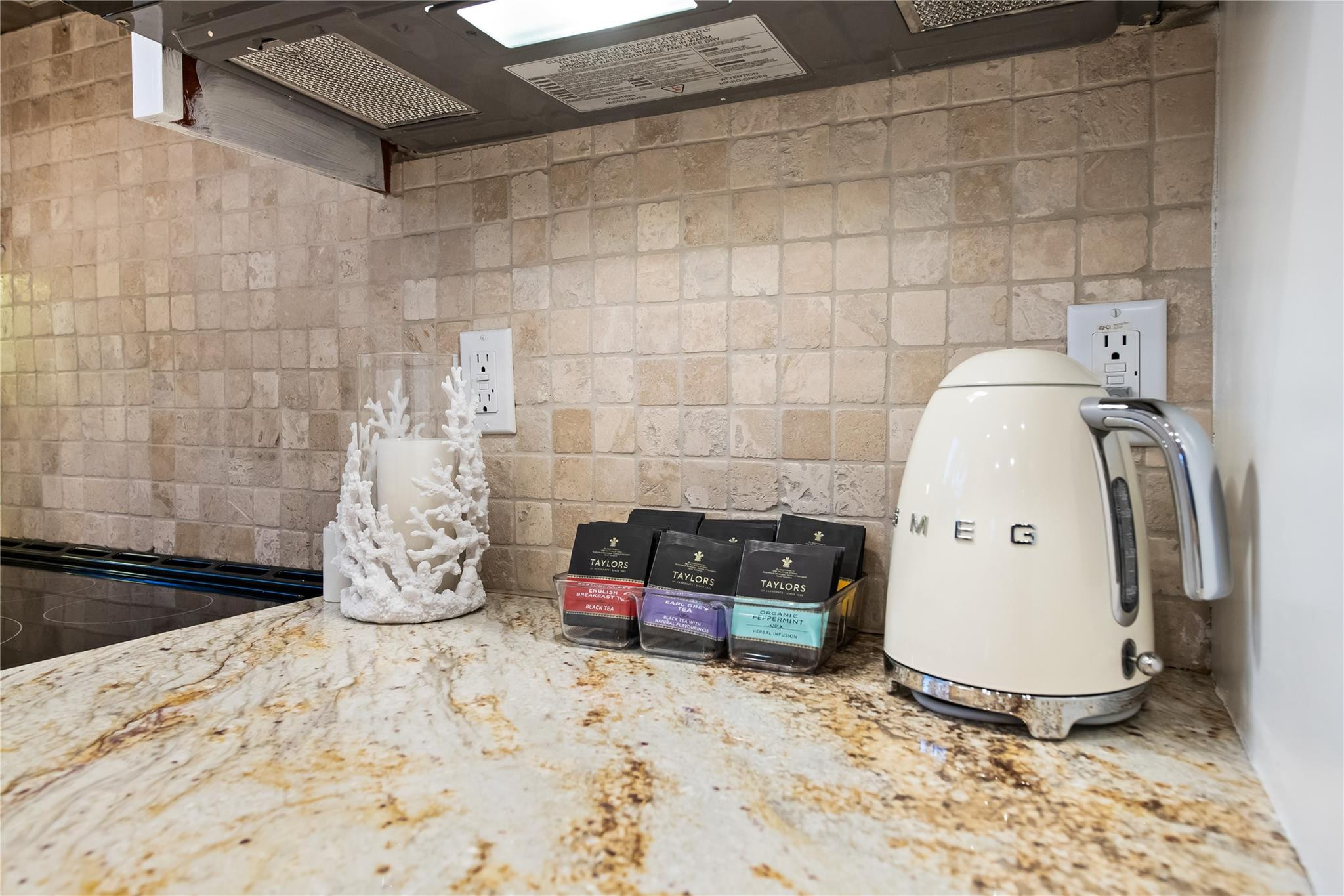 1703 NE 11th #1703 Fort Lauderdale, FL 33304