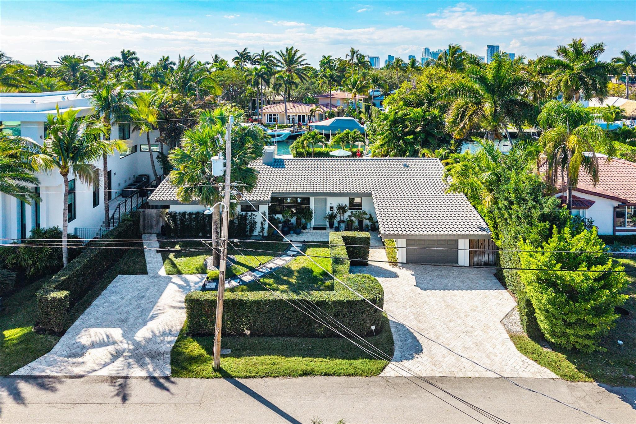 801 Solar Isle Fort Lauderdale, FL 33301