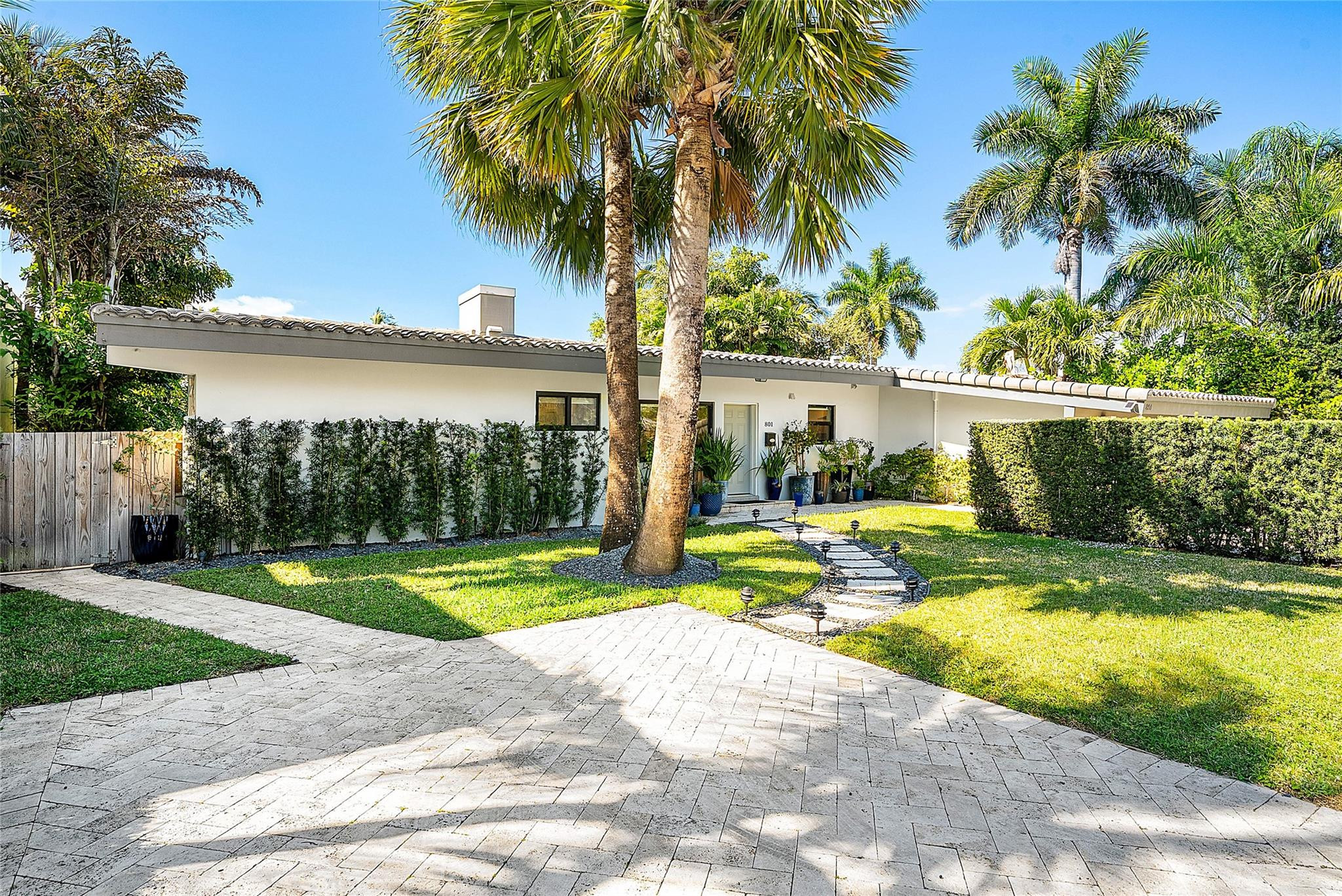 801 Solar Isle Fort Lauderdale, FL 33301