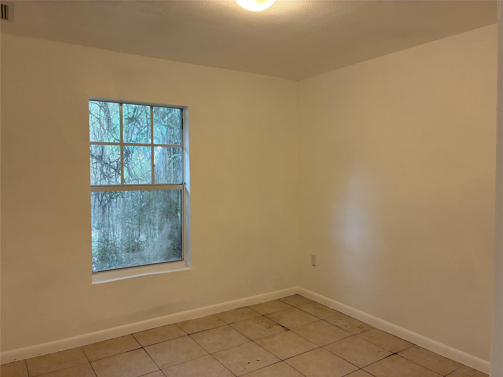 313-321 NW 7th Pompano Beach, FL 33060