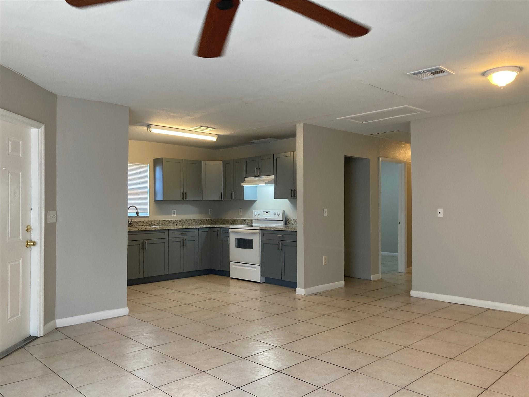 313-321 NW 7th Pompano Beach, FL 33060