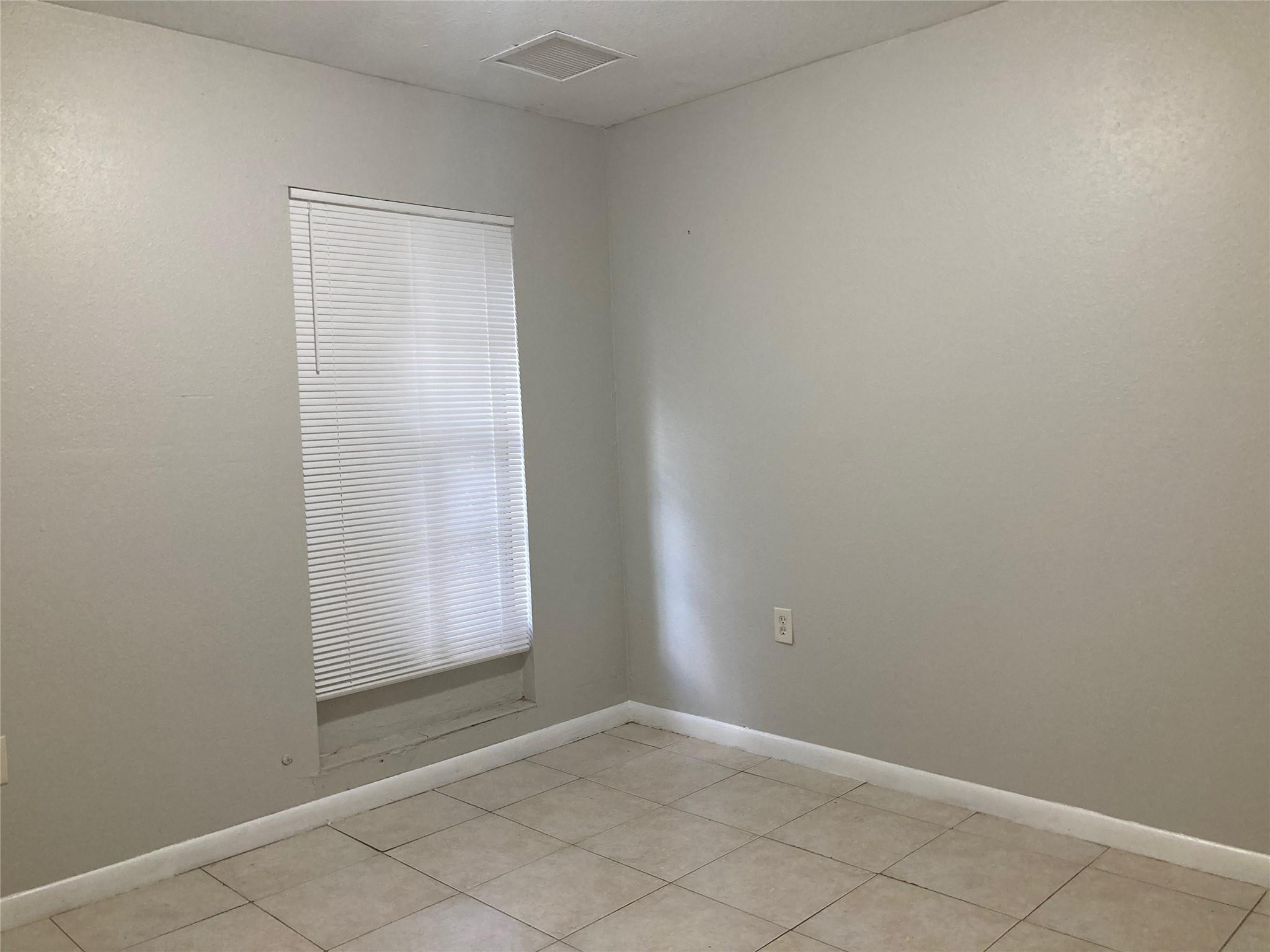 313-321 NW 7th Pompano Beach, FL 33060