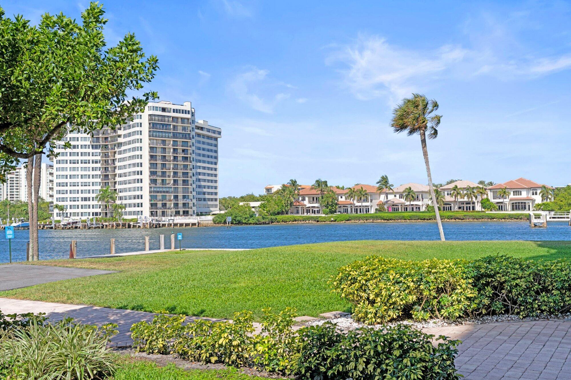 899 Jeffery St #112,Boca Raton, FL 33487