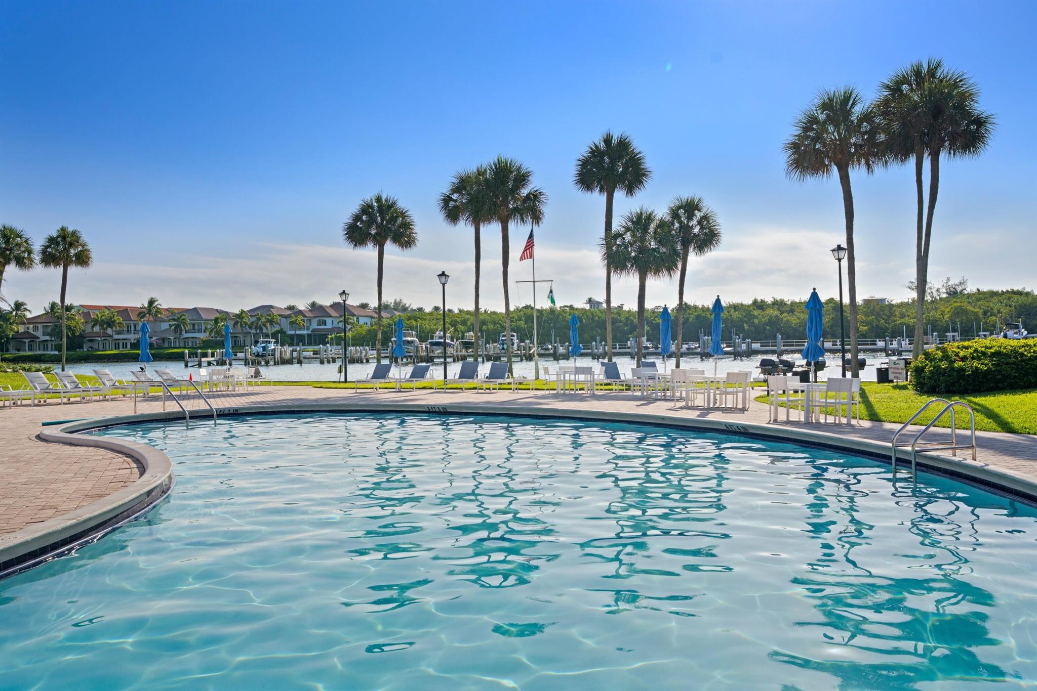 899 Jeffery St #112,Boca Raton, FL 33487