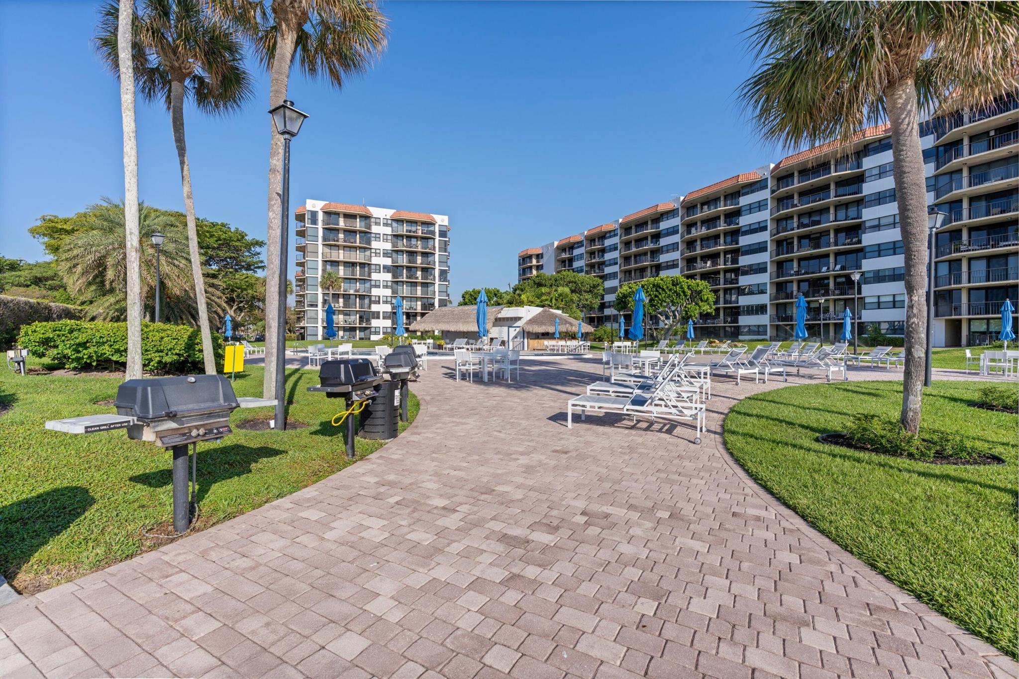 899 Jeffery St #112,Boca Raton, FL 33487