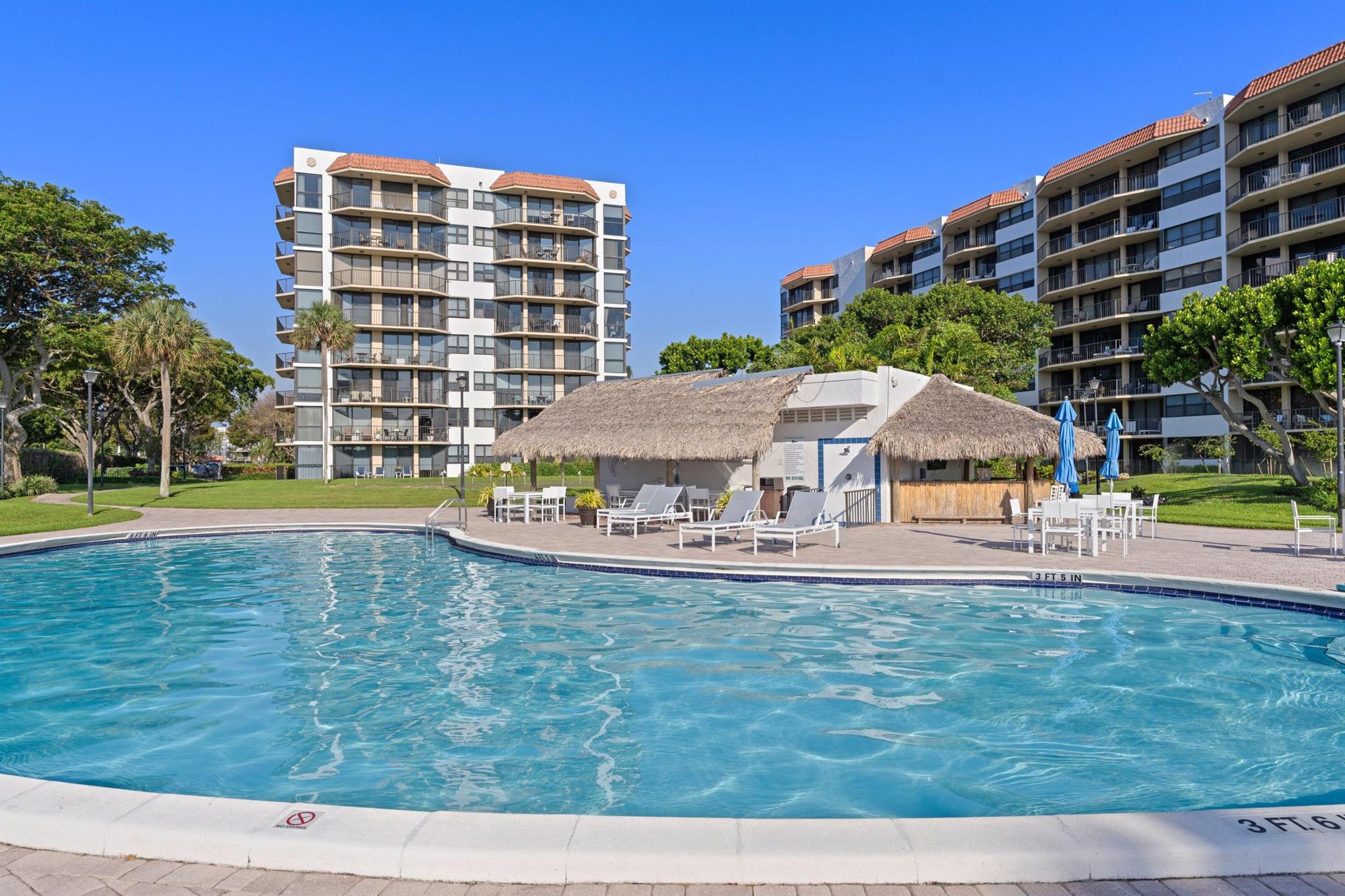 899 Jeffery St #112,Boca Raton, FL 33487