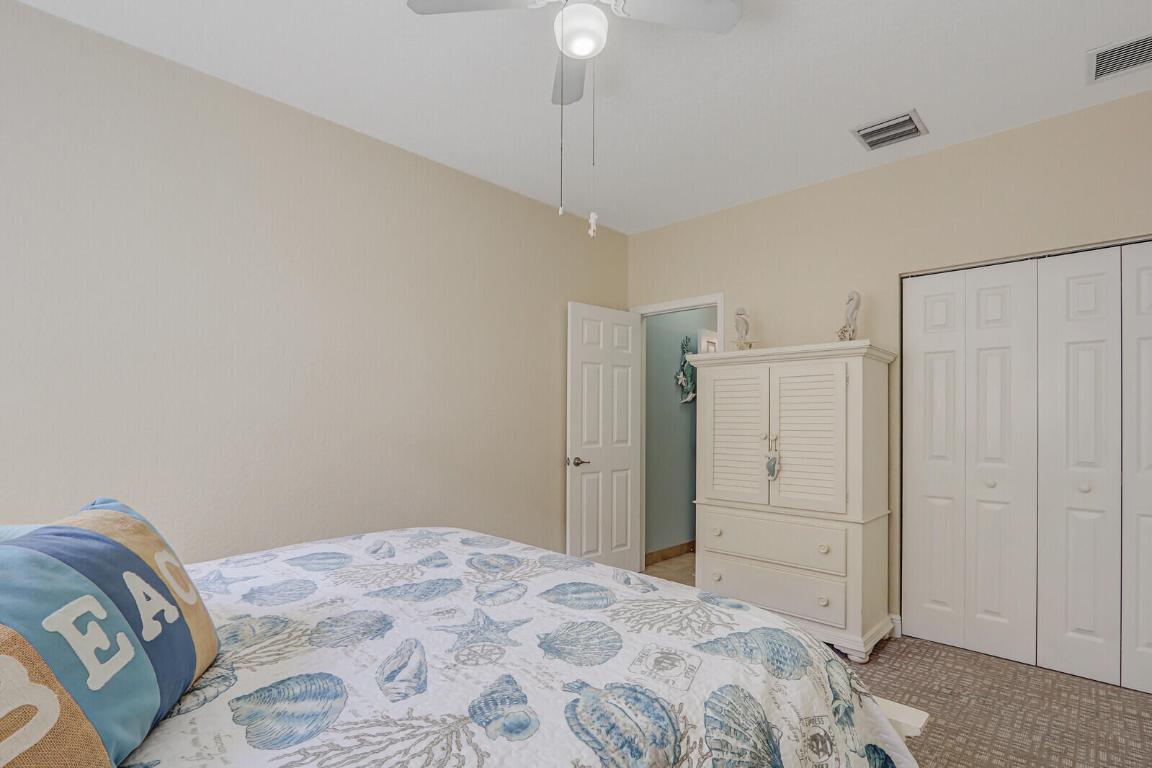 146 Magnolia Tequesta, FL 33469