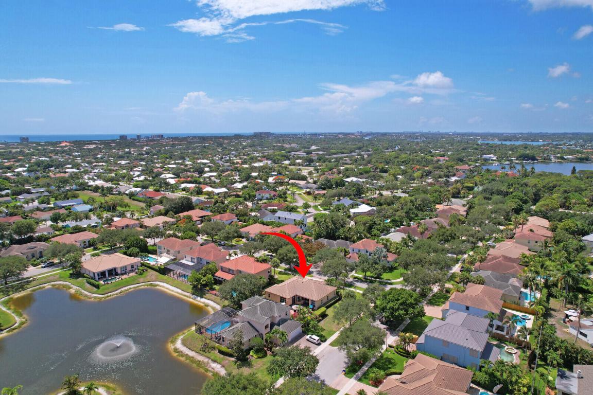 146 Magnolia Tequesta, FL 33469