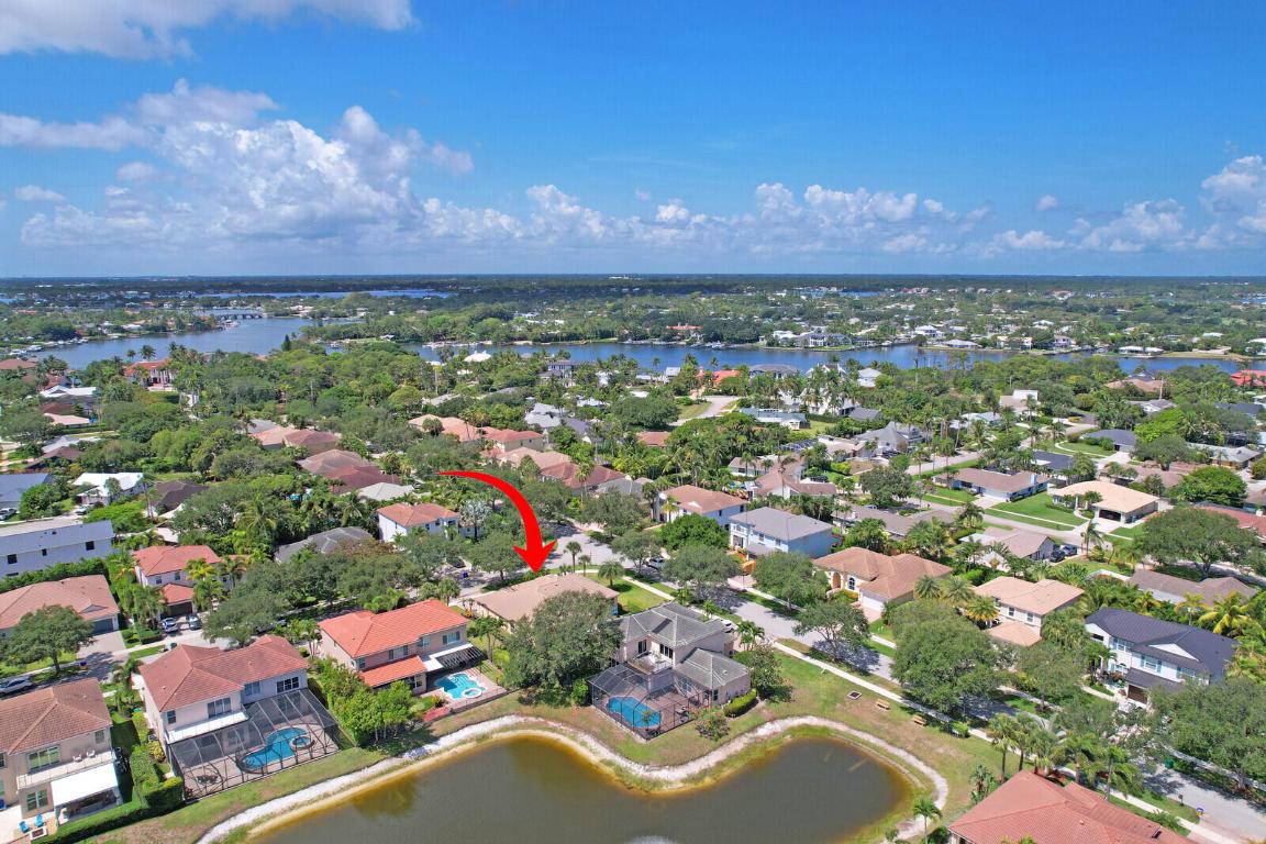 146 Magnolia Tequesta, FL 33469