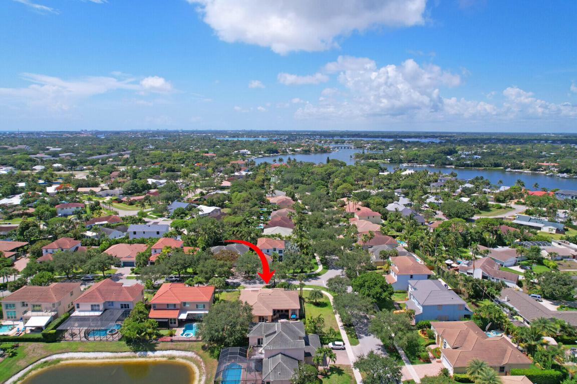 146 Magnolia Tequesta, FL 33469