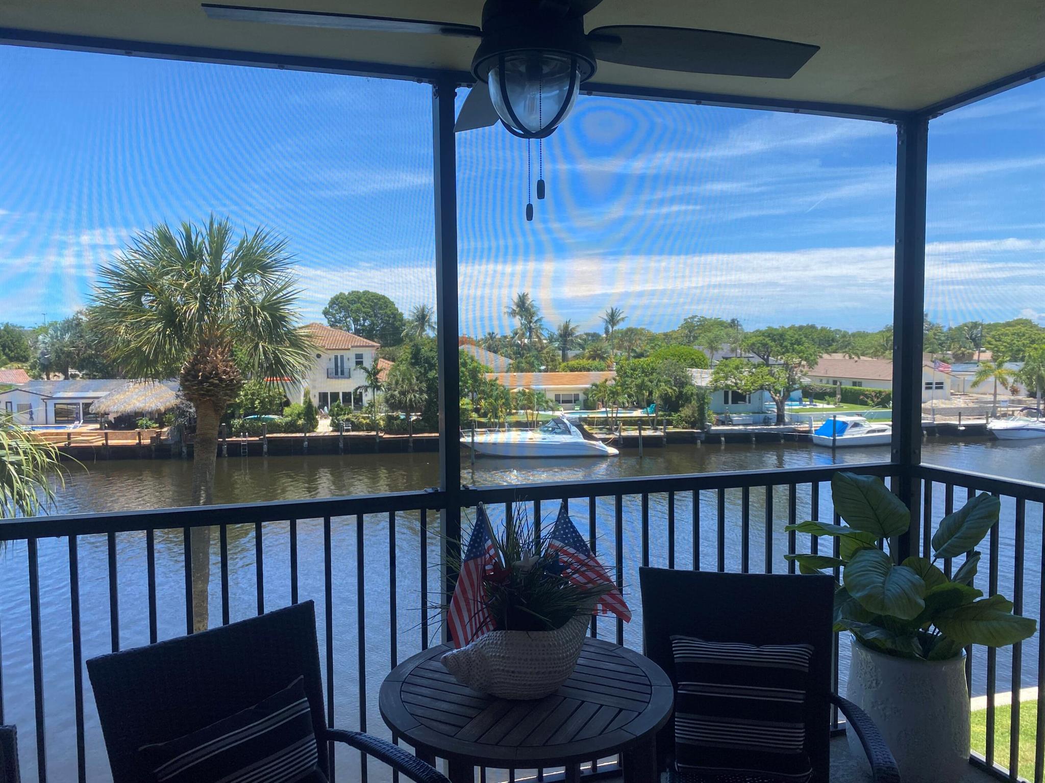 18 Royal Palm Way #306