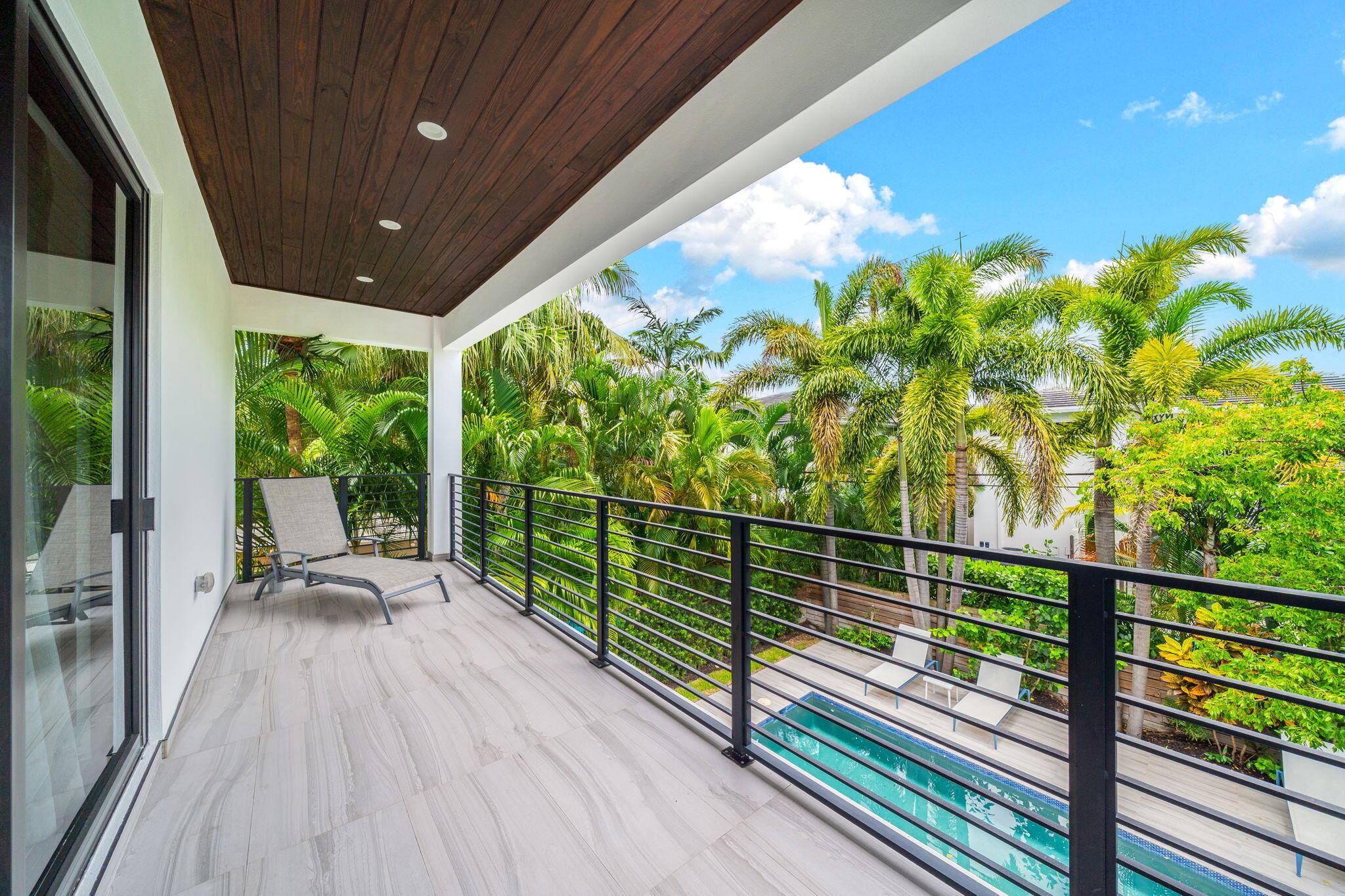 1629 NE 4th Pl Fort Lauderdale, FL 33301