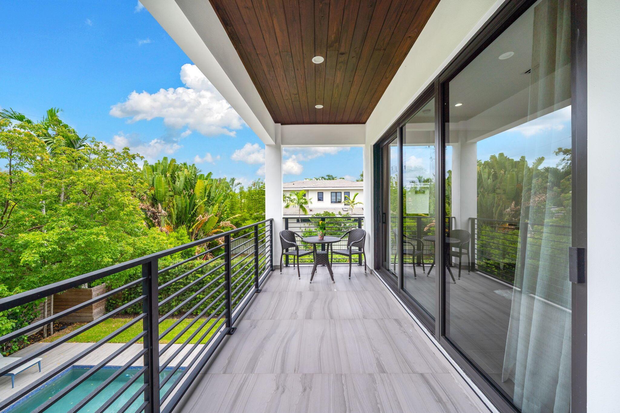 1629 NE 4th Pl Fort Lauderdale, FL 33301