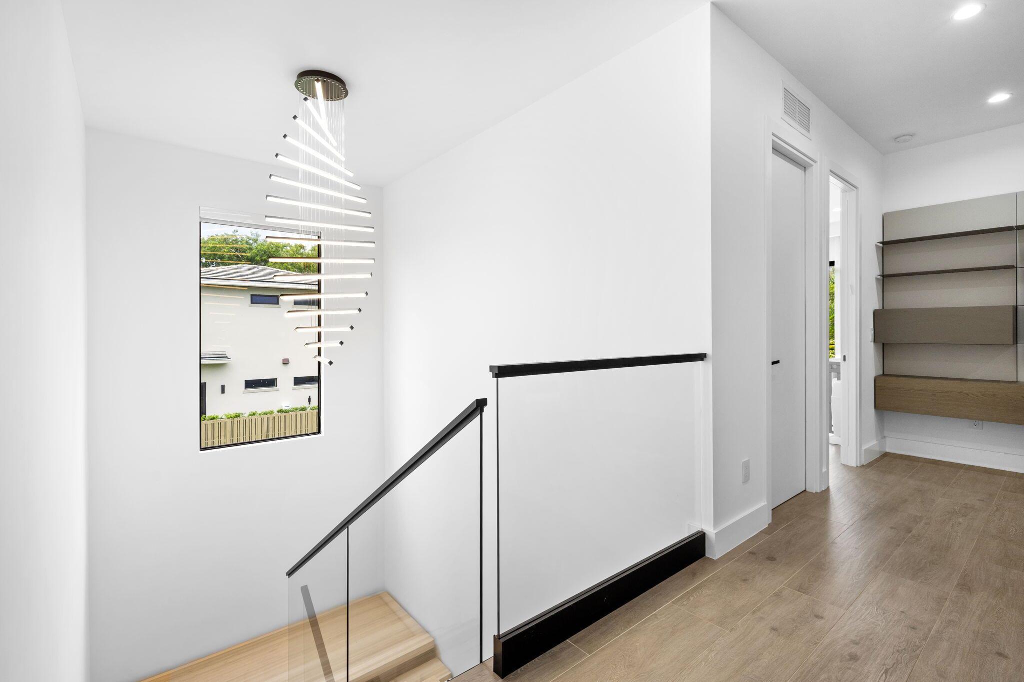 1629 NE 4th Pl Fort Lauderdale, FL 33301