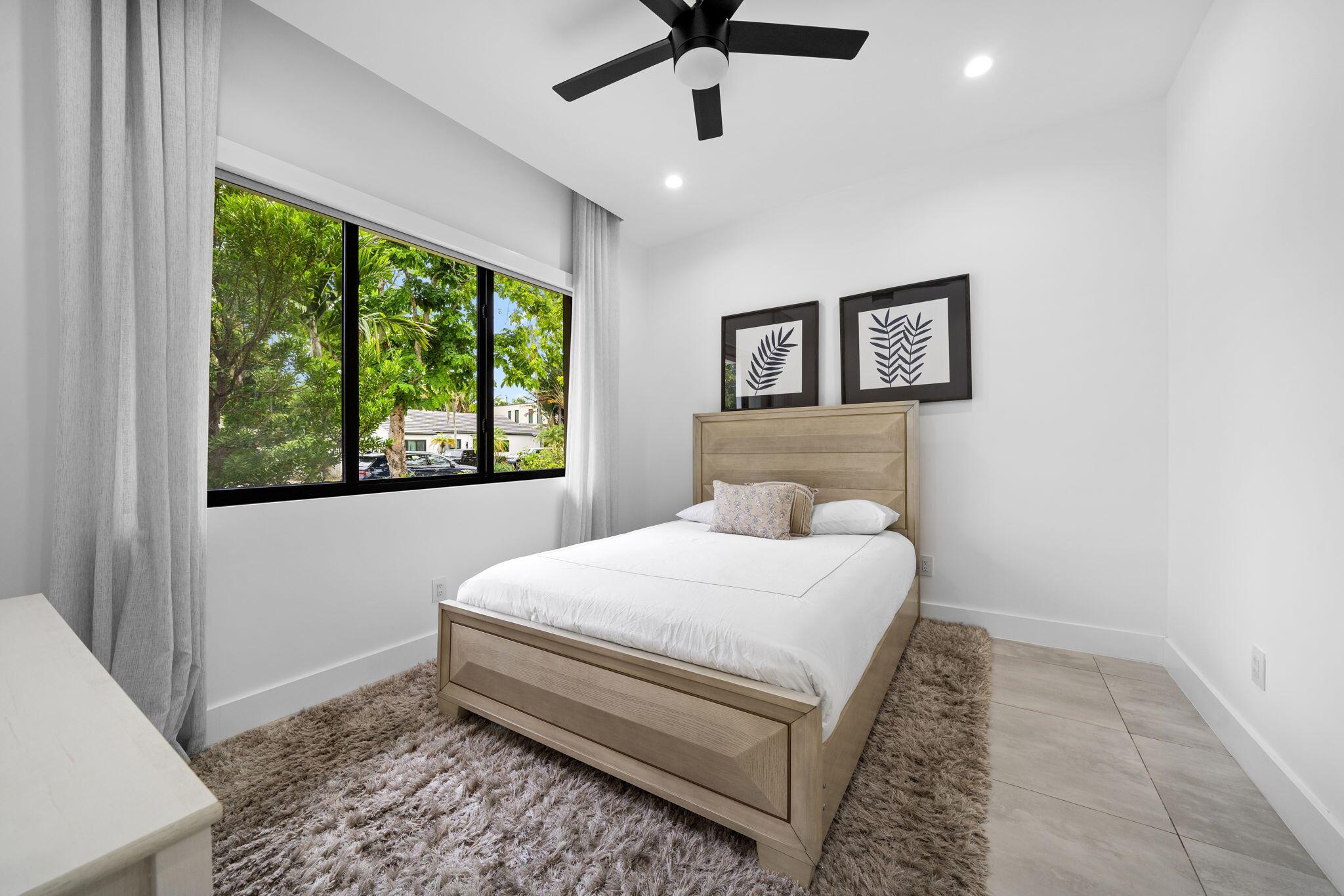 1629 NE 4th Pl Fort Lauderdale, FL 33301