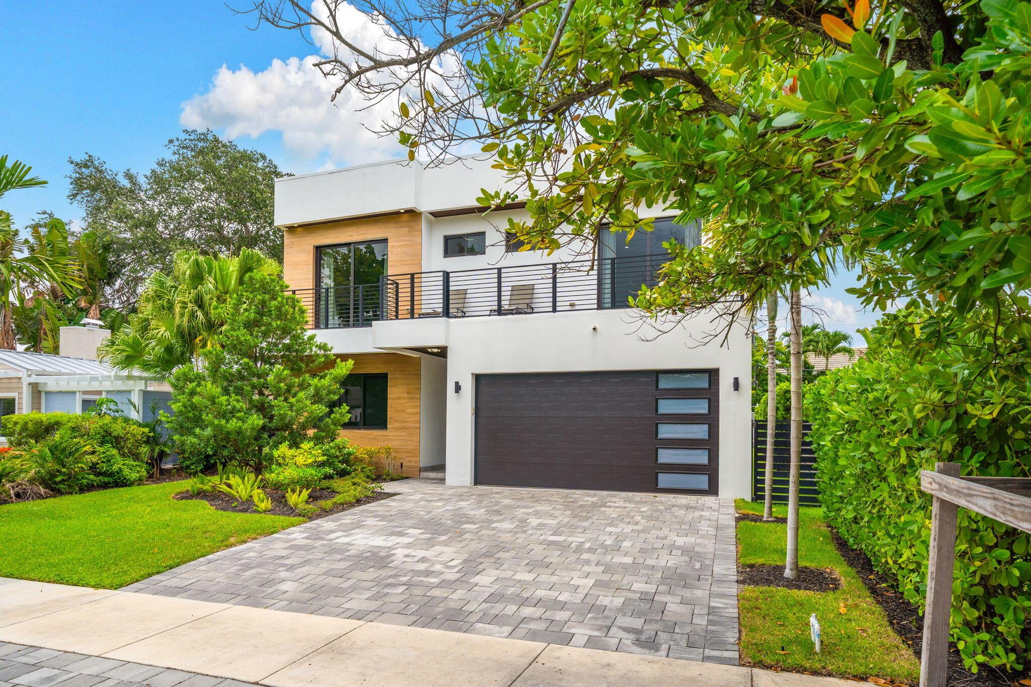 1629 NE 4th Pl Fort Lauderdale, FL 33301