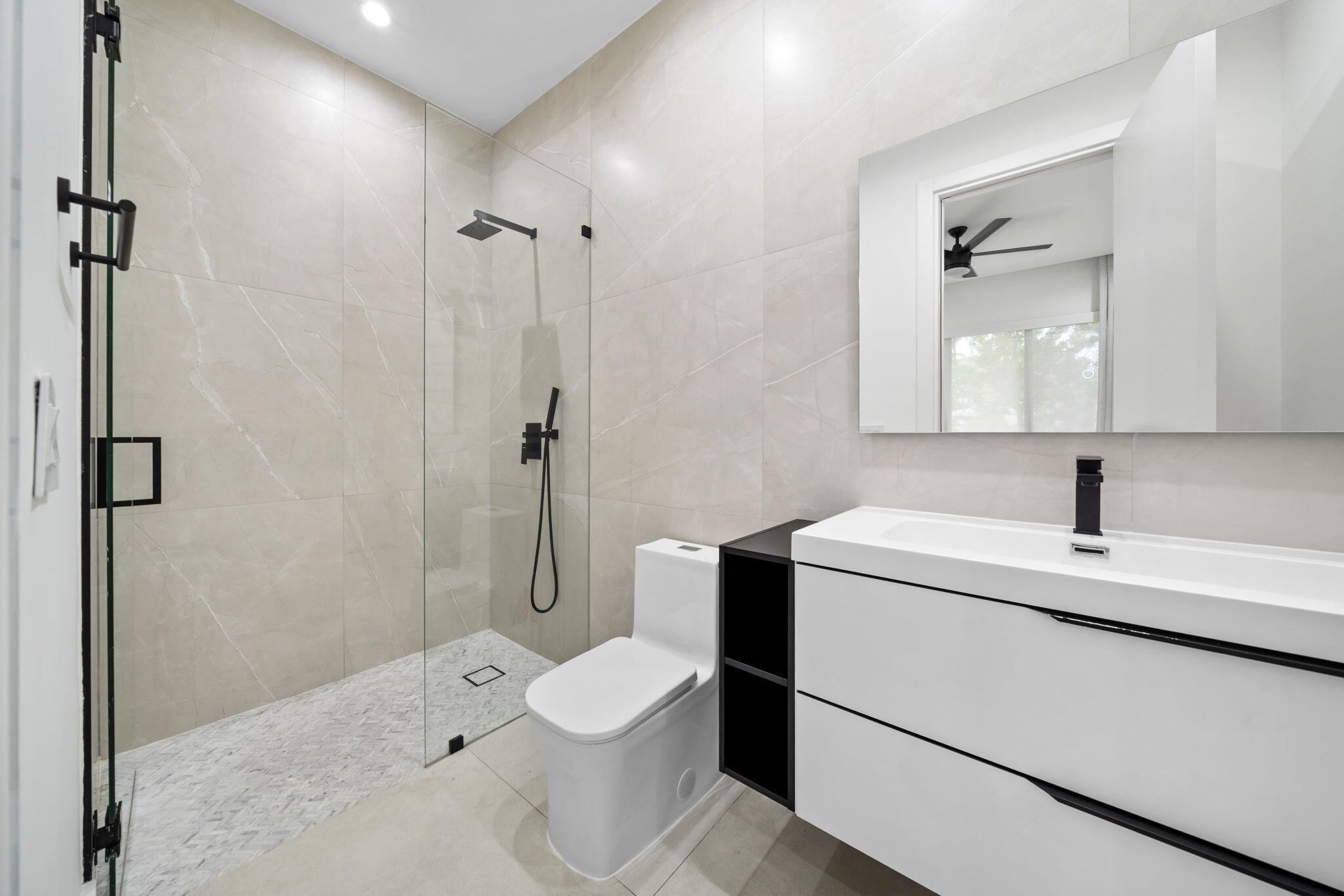 1629 NE 4th Pl Fort Lauderdale, FL 33301