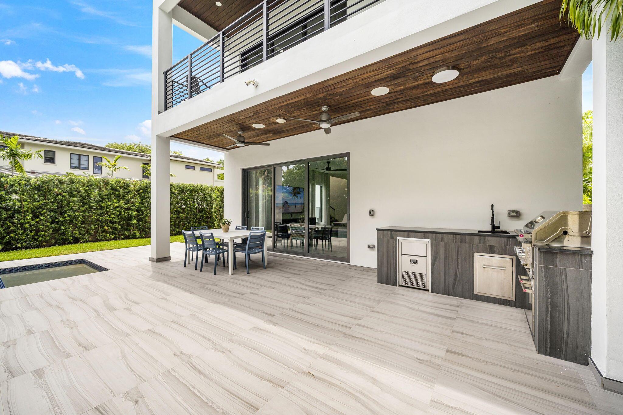 1629 NE 4th Pl Fort Lauderdale, FL 33301