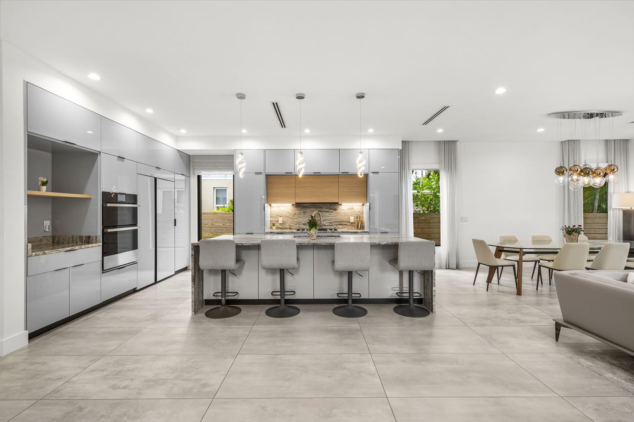 1629 NE 4th Pl Fort Lauderdale, FL 33301