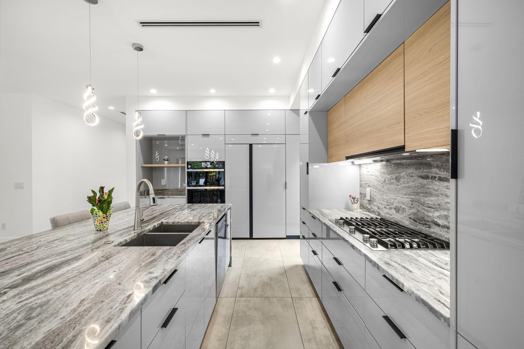 1629 NE 4th Pl Fort Lauderdale, FL 33301