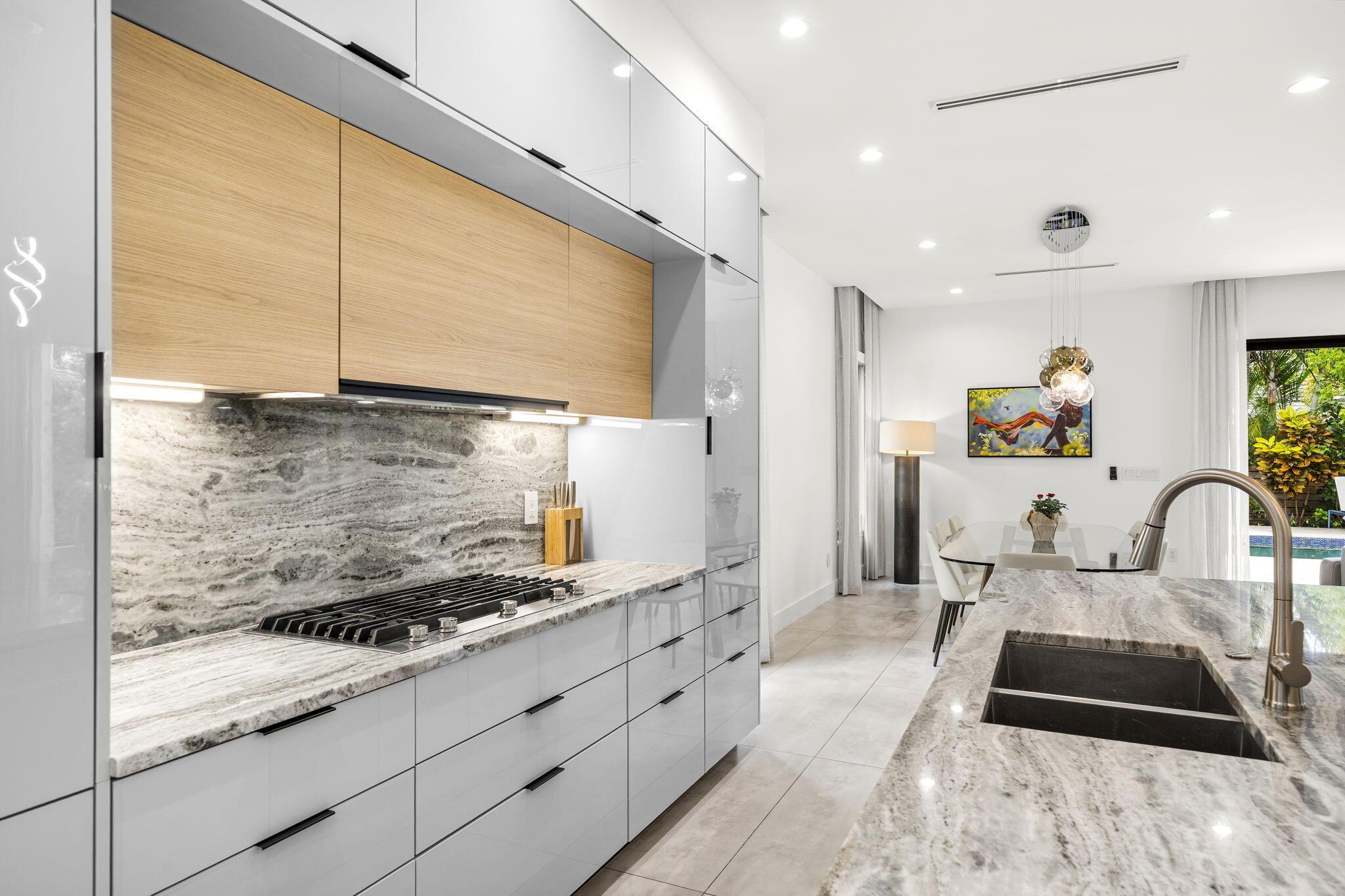 1629 NE 4th Pl Fort Lauderdale, FL 33301