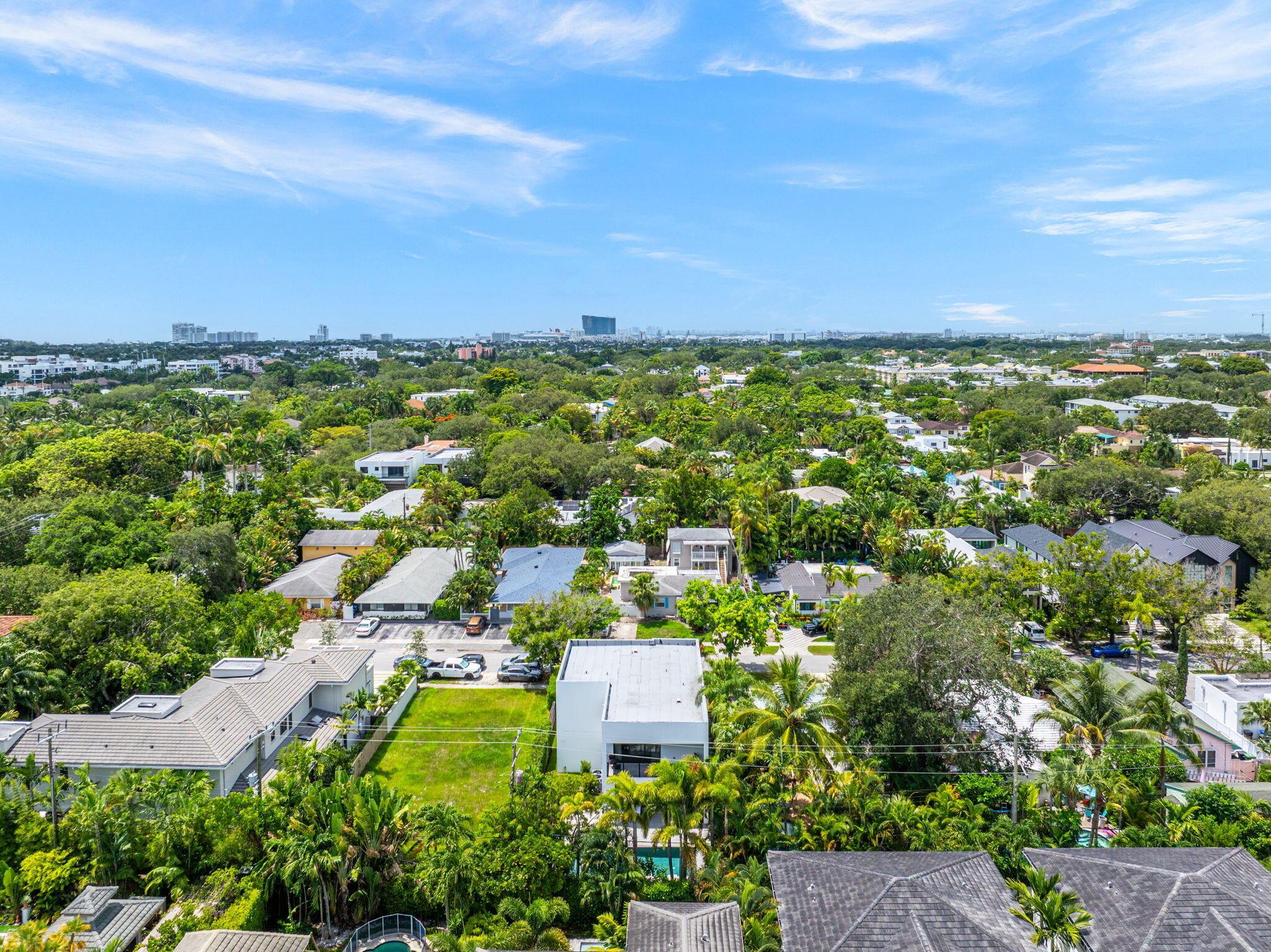 1629 NE 4th Pl Fort Lauderdale, FL 33301