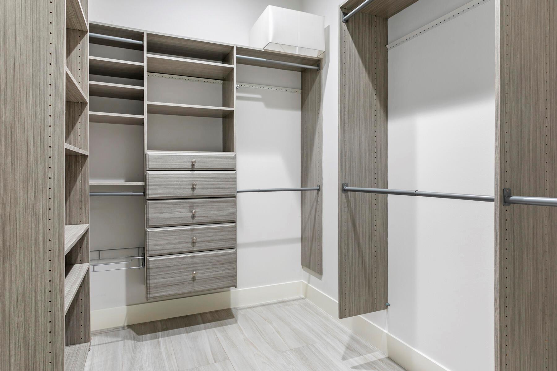 12375 Ridge Rd Rd North Palm Beach, FL 33408