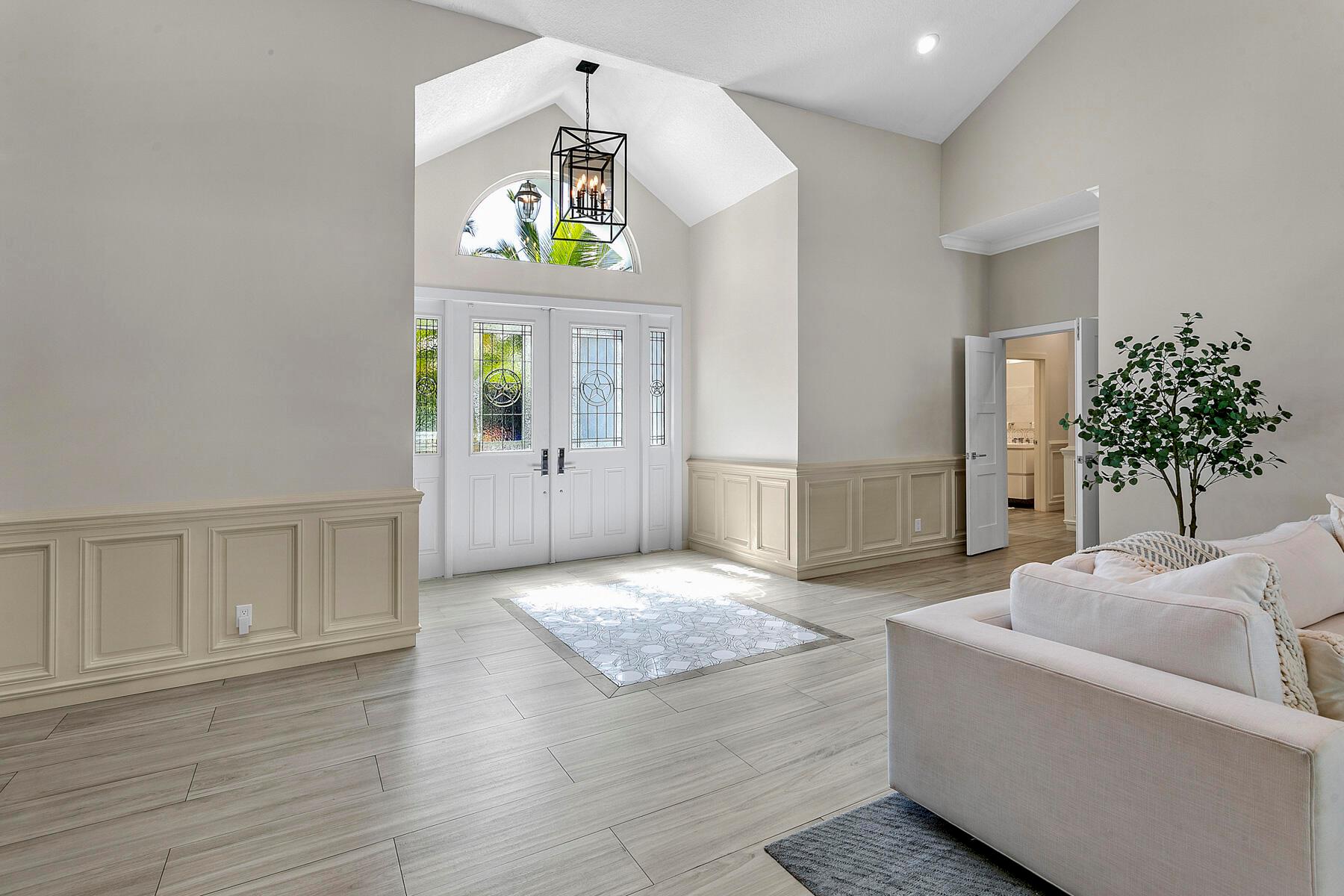 12375 Ridge Rd Rd North Palm Beach, FL 33408