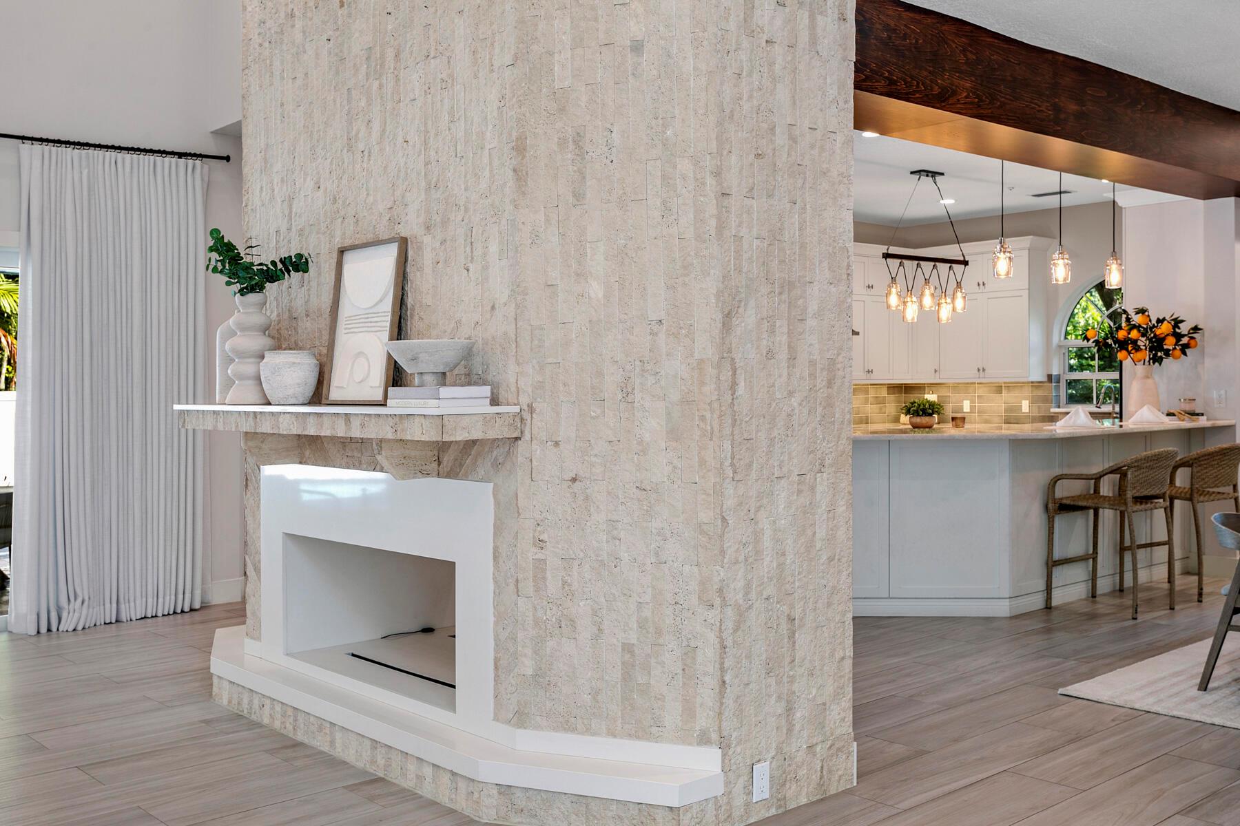 12375 Ridge Rd Rd North Palm Beach, FL 33408