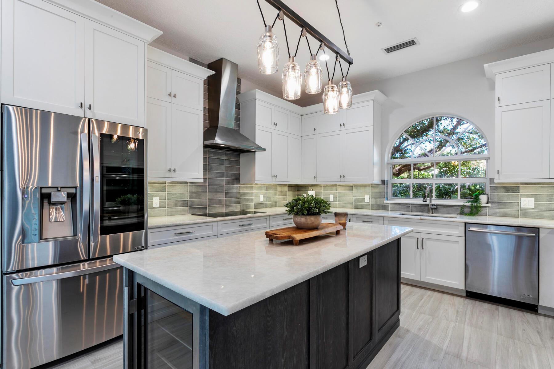 12375 Ridge Rd Rd North Palm Beach, FL 33408