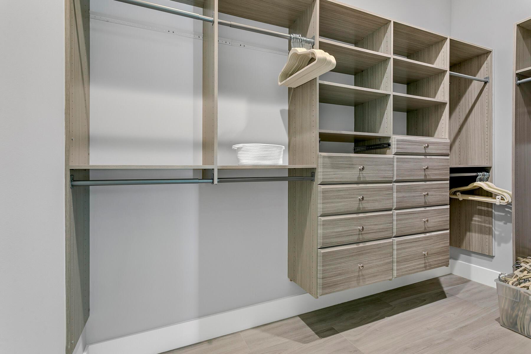 12375 Ridge Rd Rd North Palm Beach, FL 33408