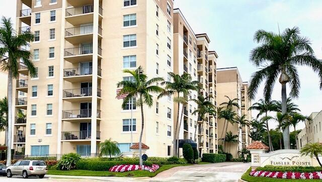 1801 N Flagler Dr #432